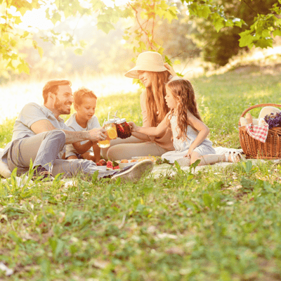 How to Plan a Mother’s Day Picnic: Easy & Special Ways to Celebrate