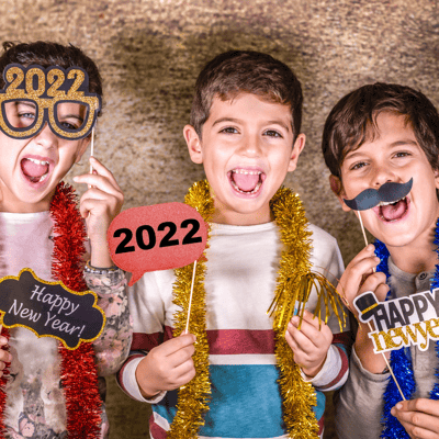 How to Have a Noon Year’s Eve Celebration for Kids